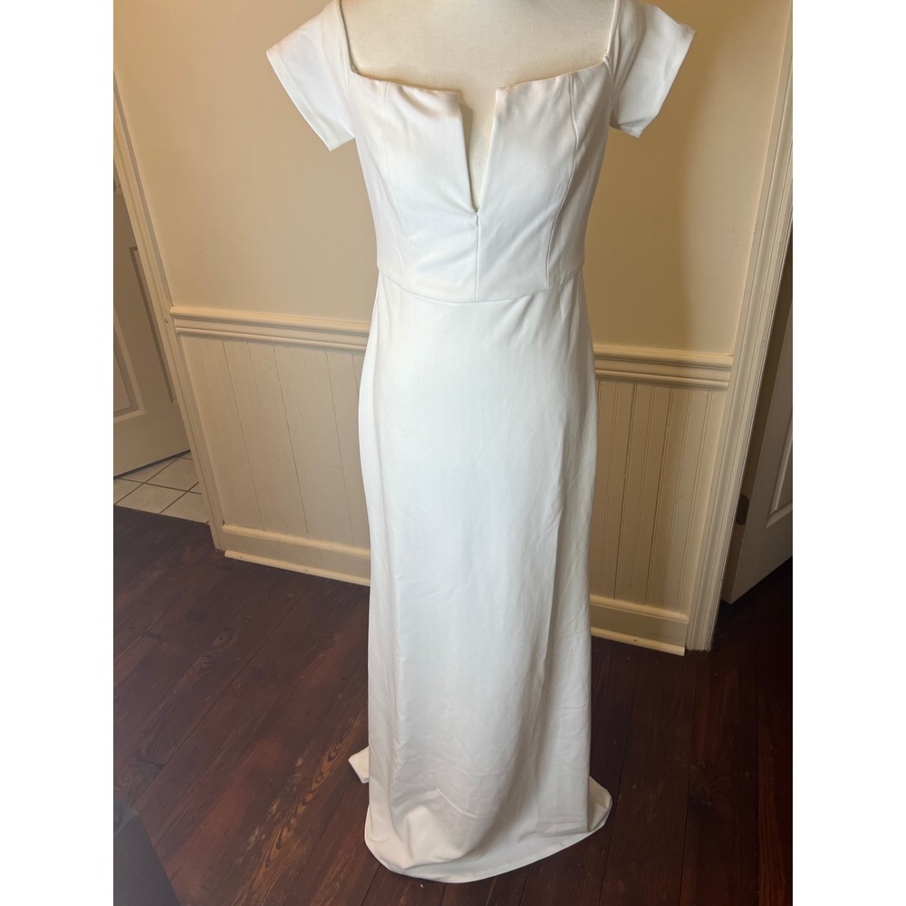 Lulus loveliest Aura White Off‎ the Shoulder Dress Gown Wedding Size medium - Picture 4 of 7